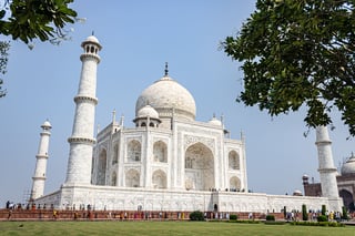 the taj mahal in agra, uttar pradesh, india