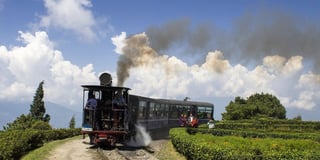 Indian Visa Assistance for Sightseeing in Darjeeling